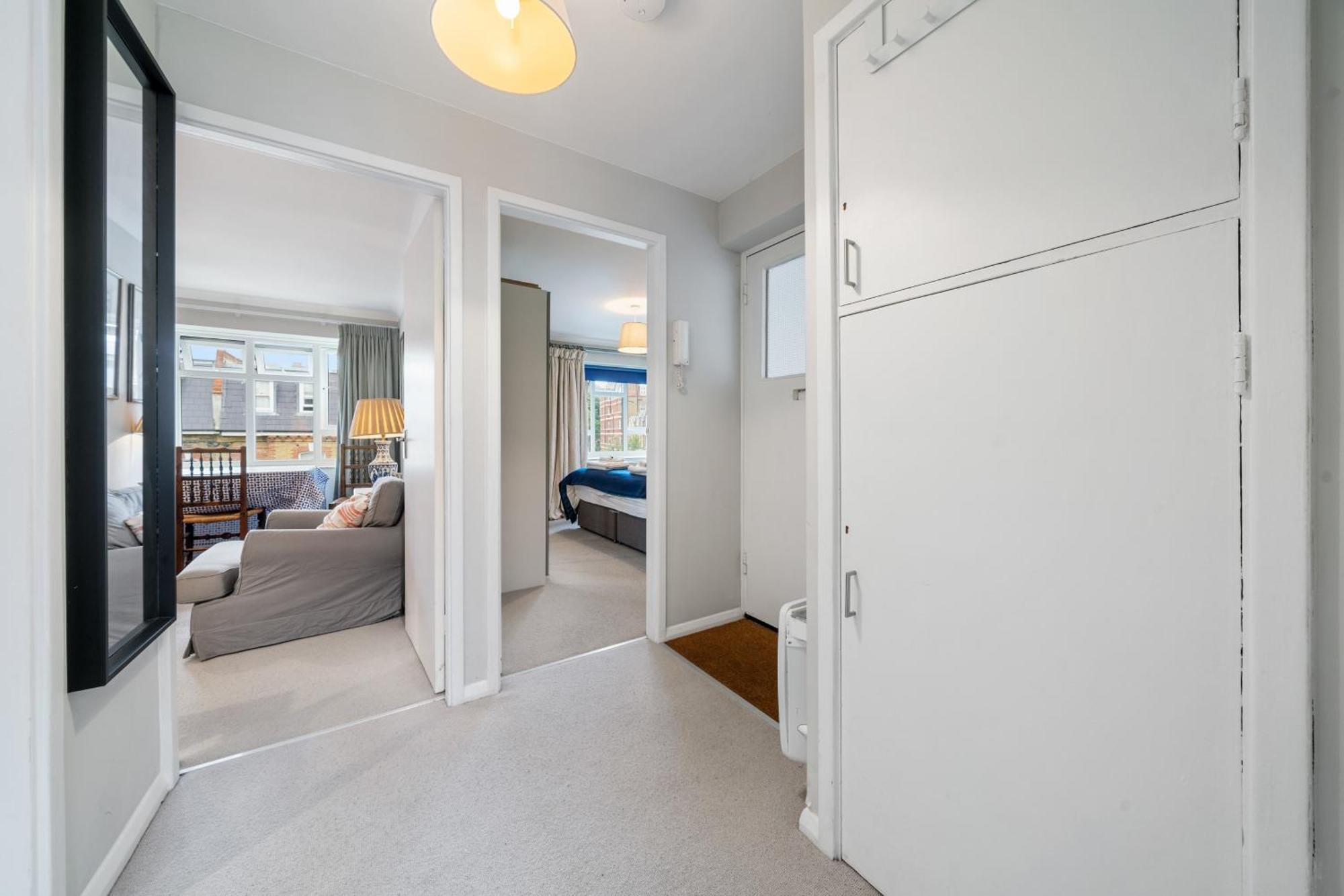 Apartamento Bright & Cosy Gem ~ Battersea Park View ~ King Bed *