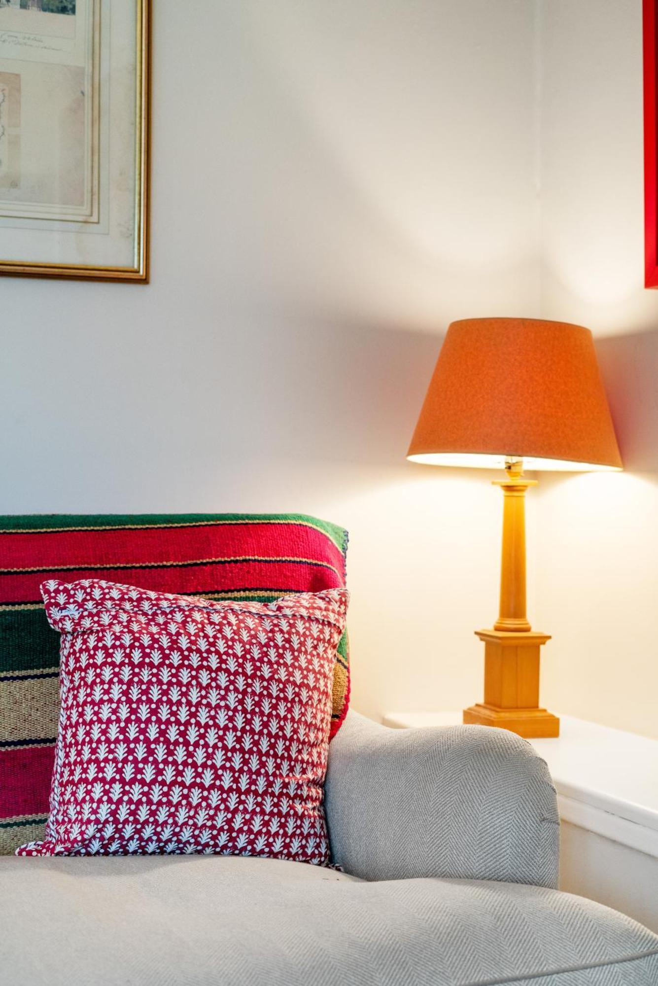 Apartamento Bright & Cosy Gem ~ Battersea Park View ~ King Bed *