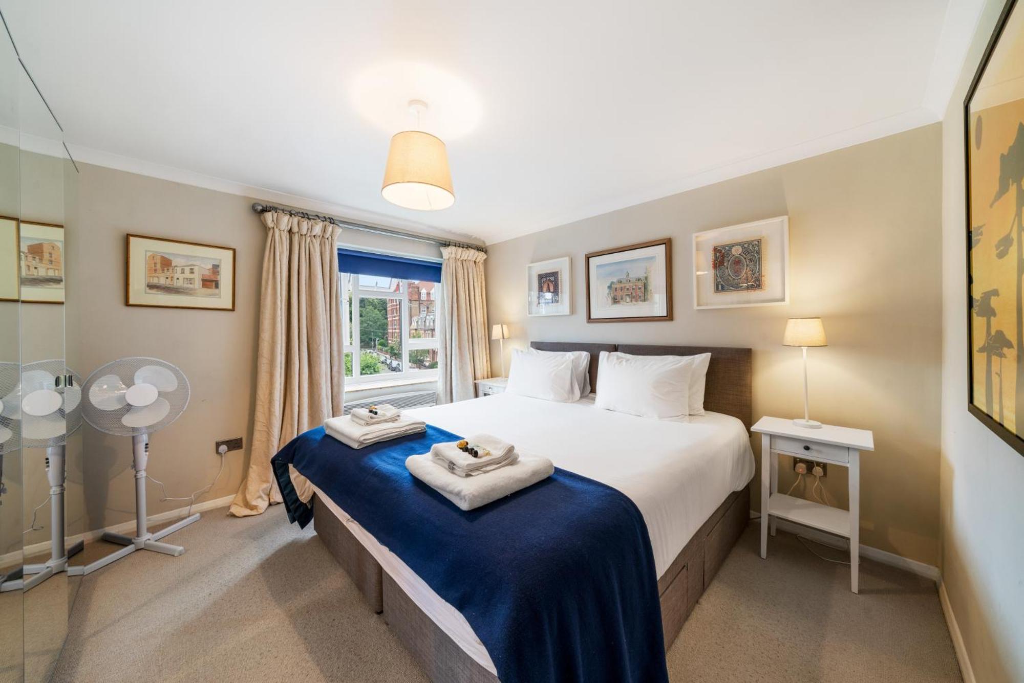 Bright & Cosy Gem ~ Battersea Park View ~ King Bed *