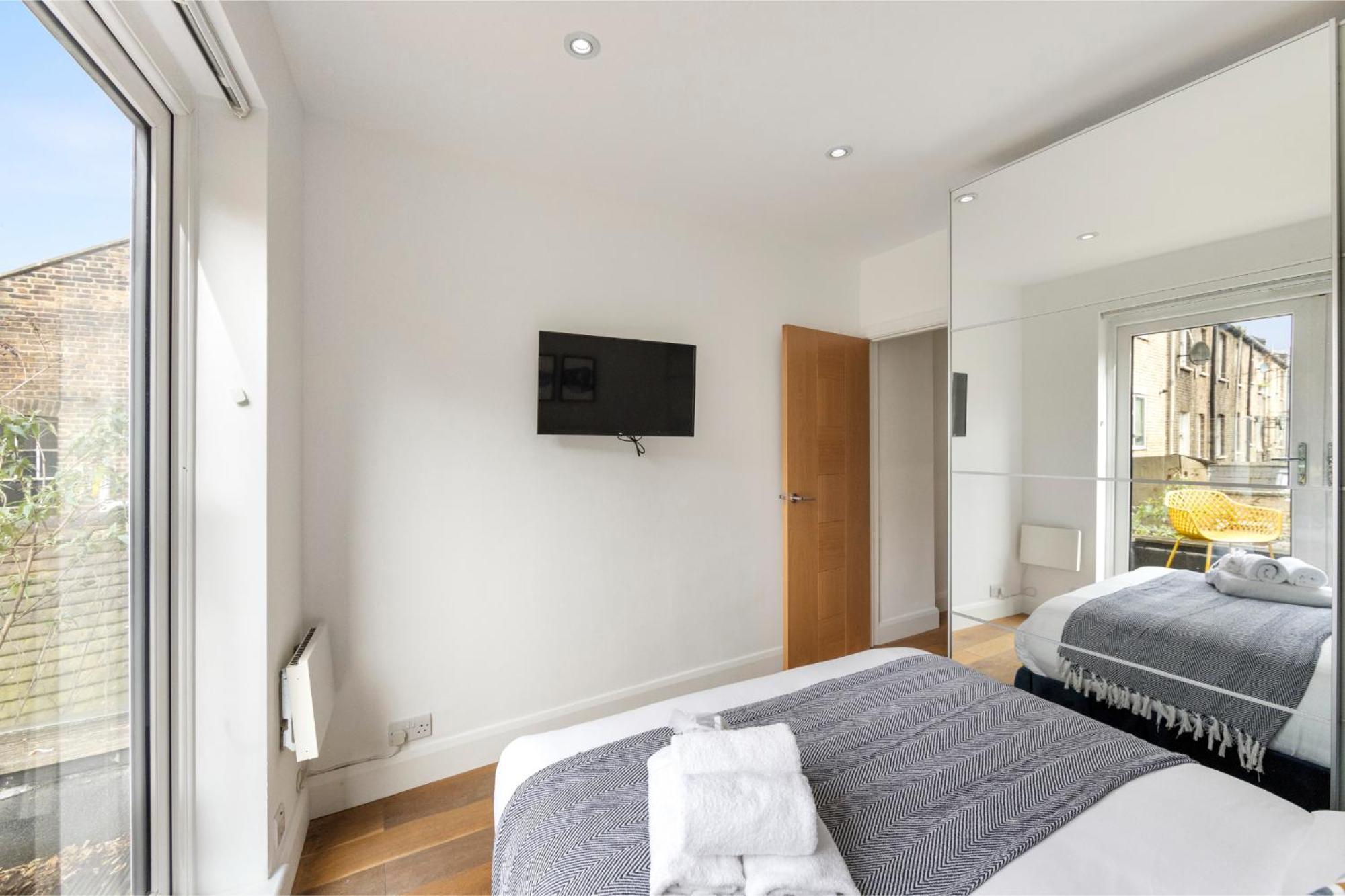 Tranquil Flat With Outdoor Space - Prime Location! * Londres