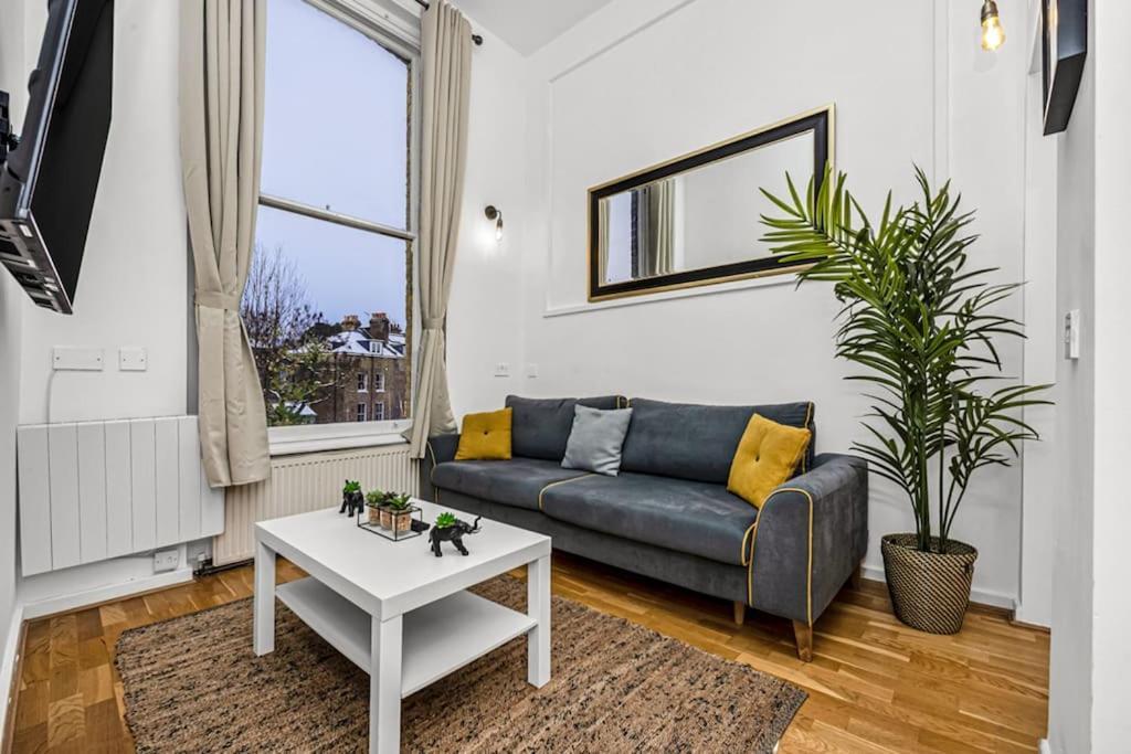 Deluxe Flat On Kentish Town Londres
