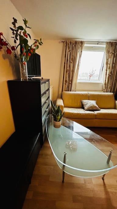 Property Not For Booking * London