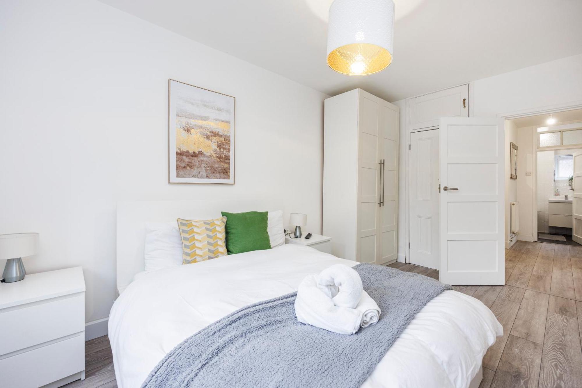 3 Bedroom Flat Near Old Street Apartamento *