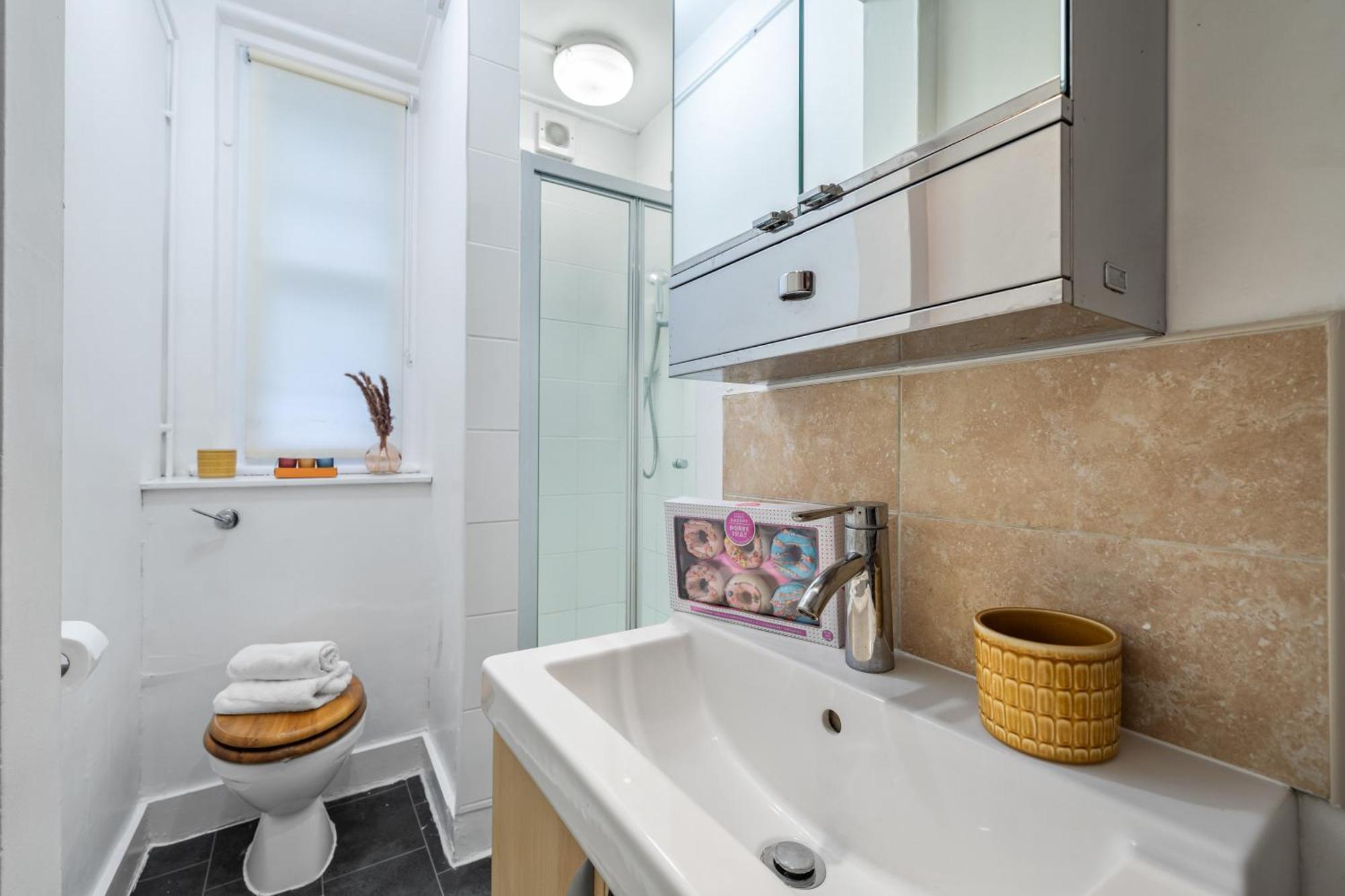 Chic Urban Retreat 1 Bedroom Gem In Covent Garden London