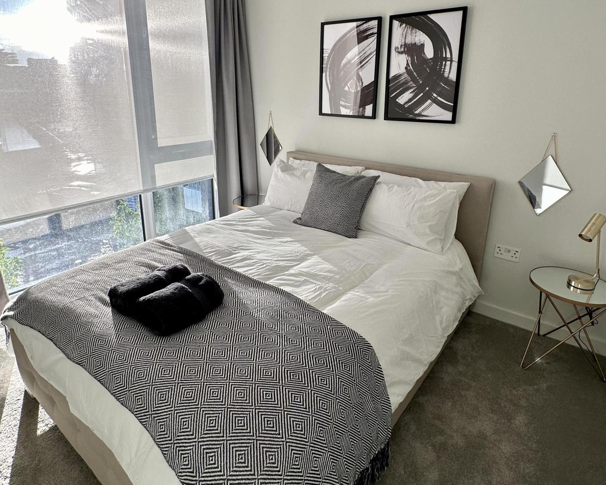 Spacious & Luxurious 2-bed In Londres