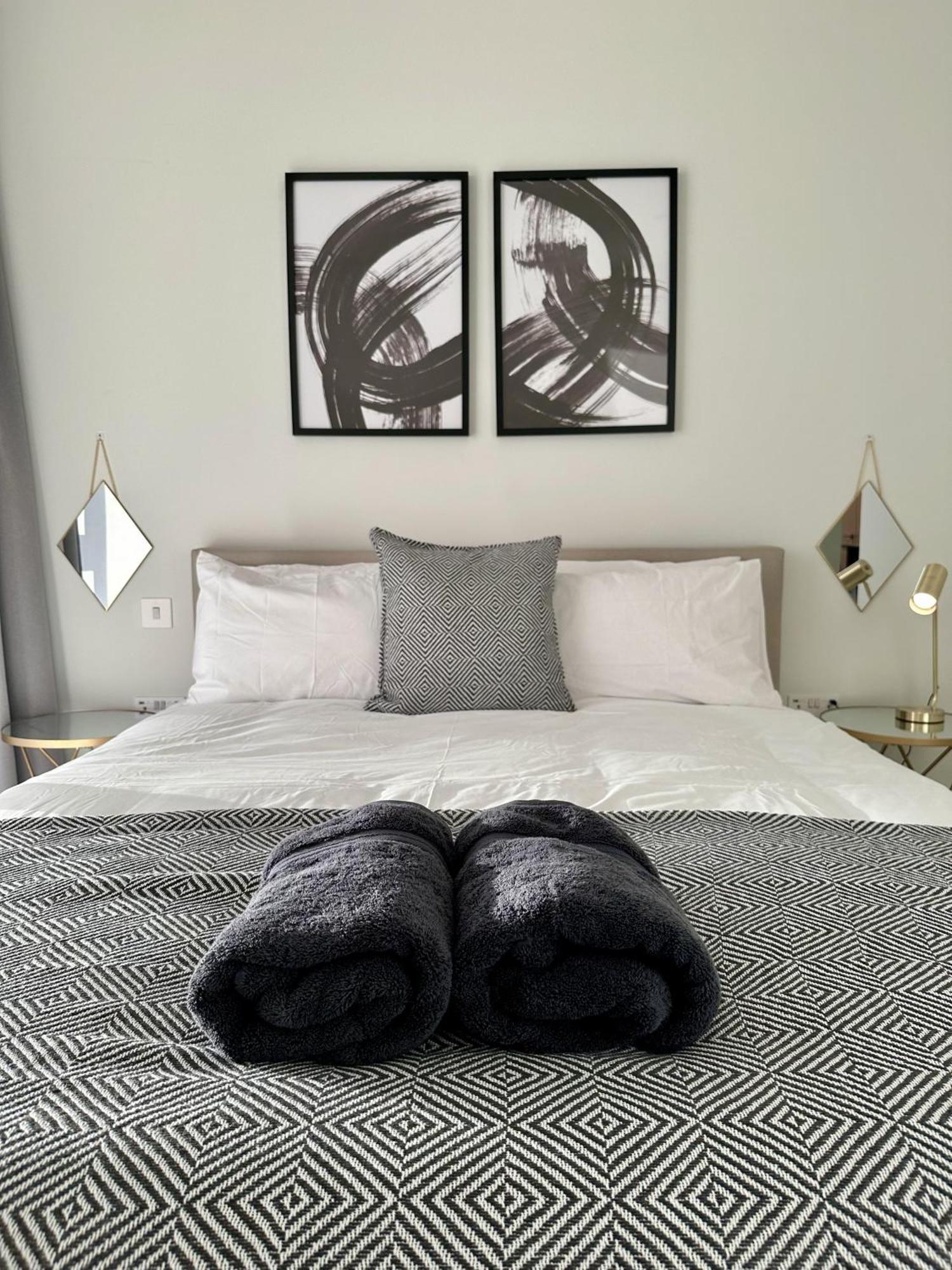 Spacious & Luxurious 2-bed In Londres