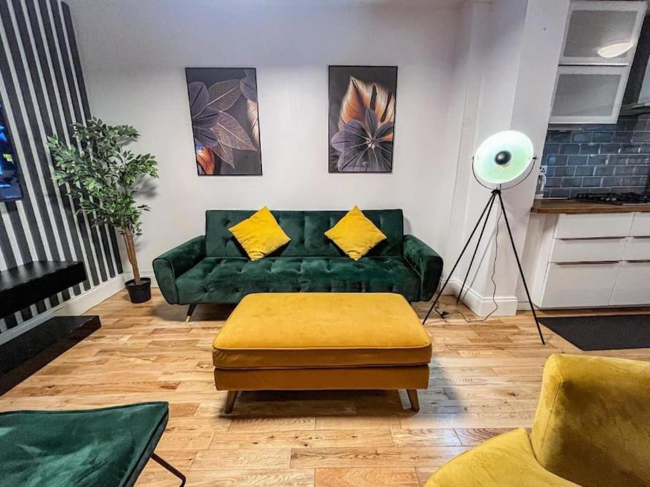 East Townhouse By Harlington Apartamento