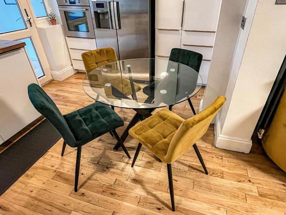 East Townhouse By Harlington Apartamento