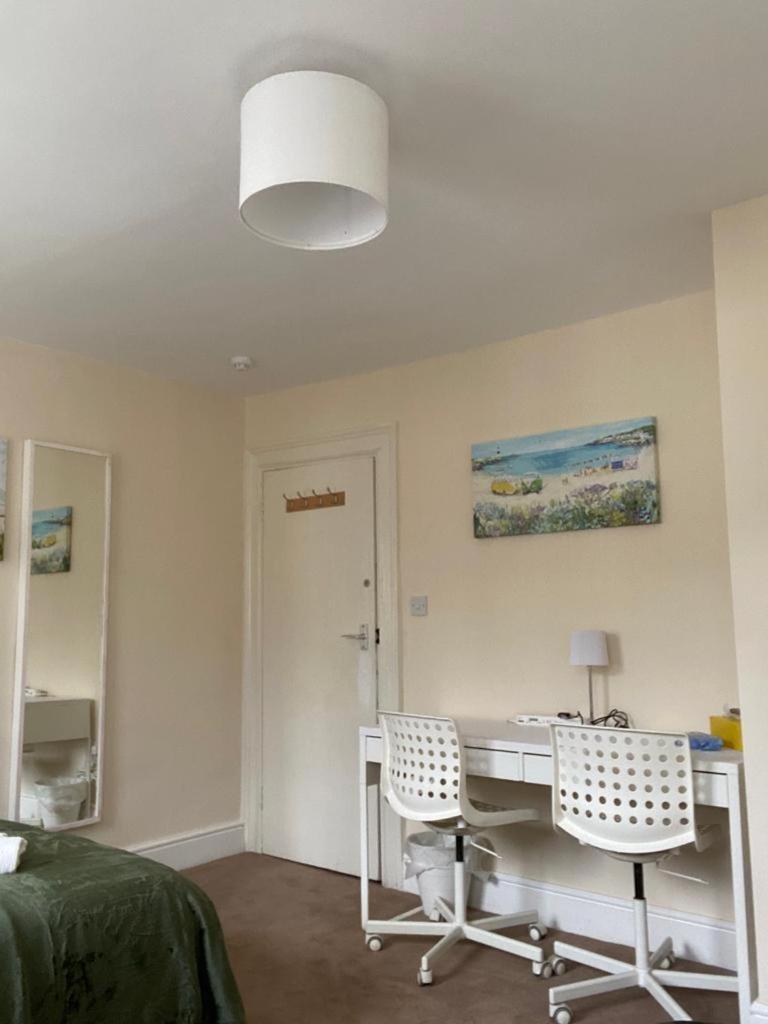 Lovely Private In Camden, Hospedagem domiciliar Londres