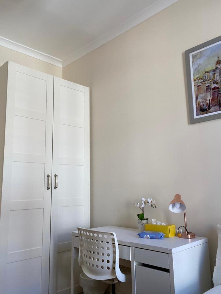 Lovely Private In Camden, Hospedagem domiciliar *