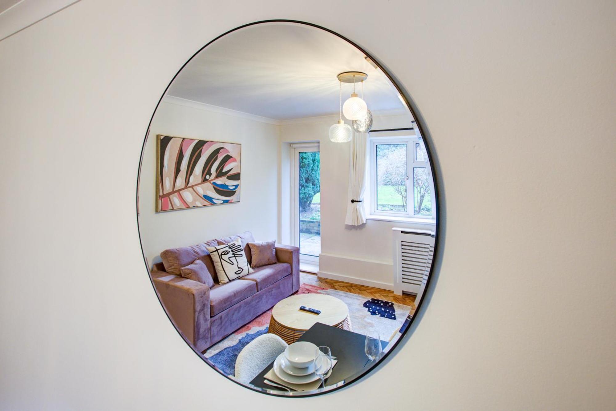 Artsy Serviced - Highgate Londres