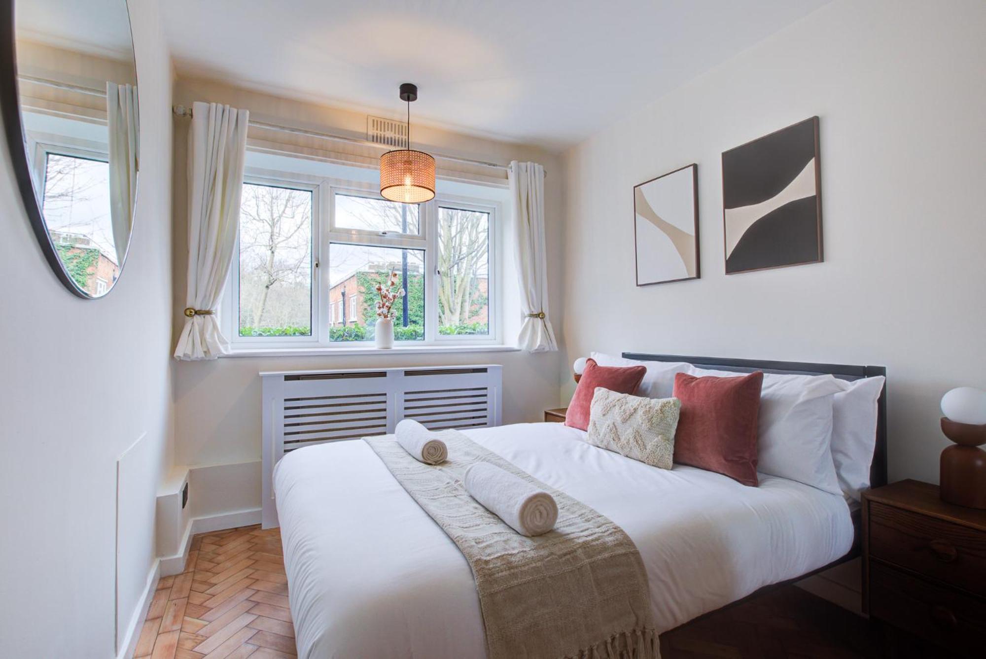 Artsy Serviced - Highgate Londres