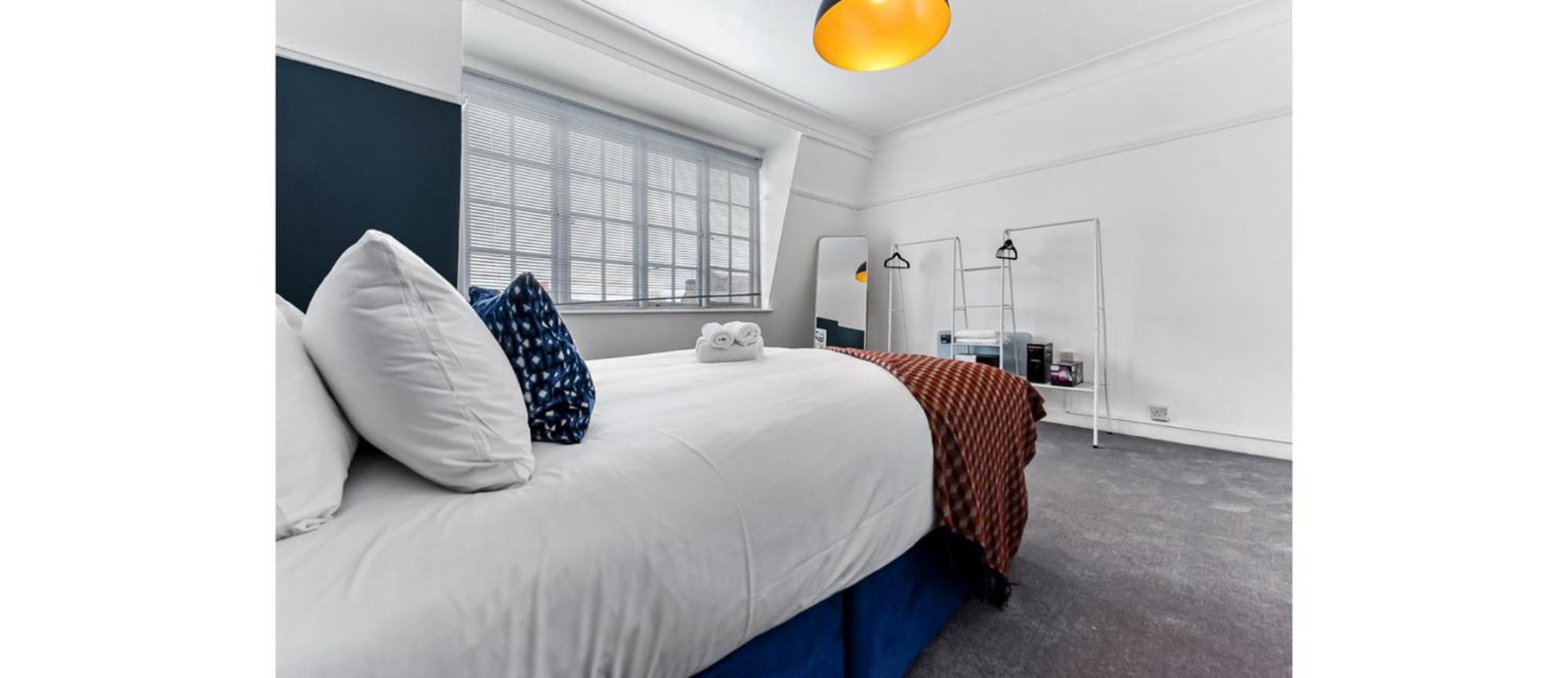 Stylish Living: 3-bd Close To Everything! *
