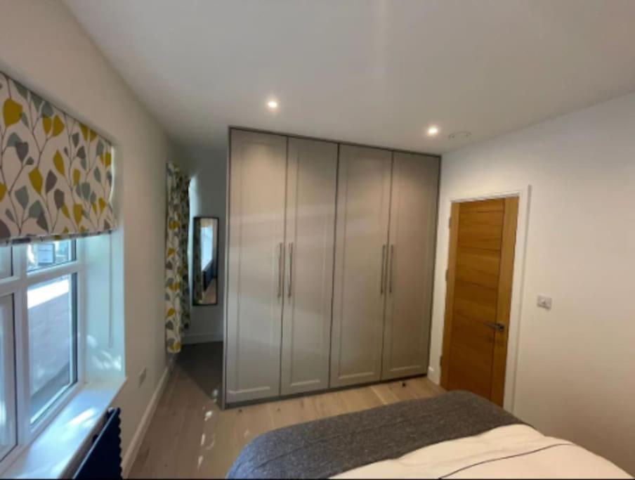In Greater 2 Bedroom Apartment