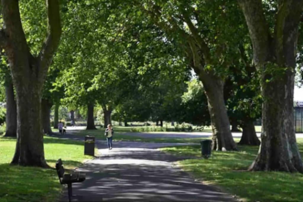 In Greater 2 Bedroom London