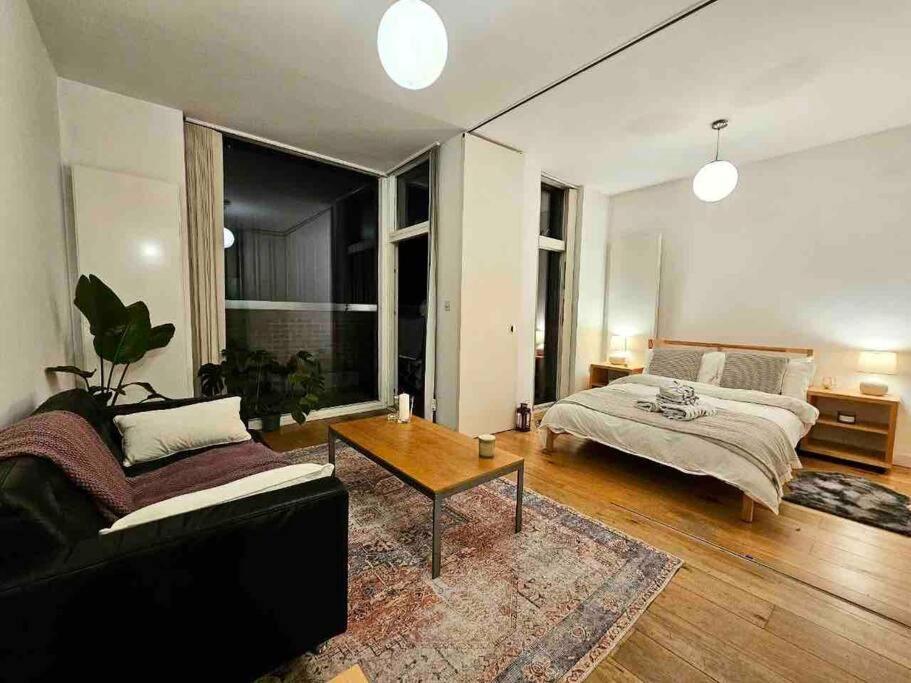 Spitalfields Market Garden Flat
