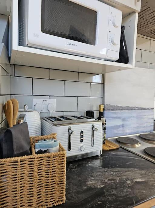 Cosy And Quiet One Bedroom Thames Flat Apartamento