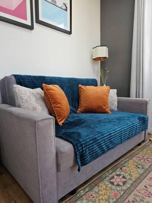 Cosy And Quiet One Bedroom Thames Flat *