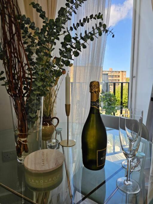 Apartamento Cosy And Quiet One Bedroom Thames Flat Londres