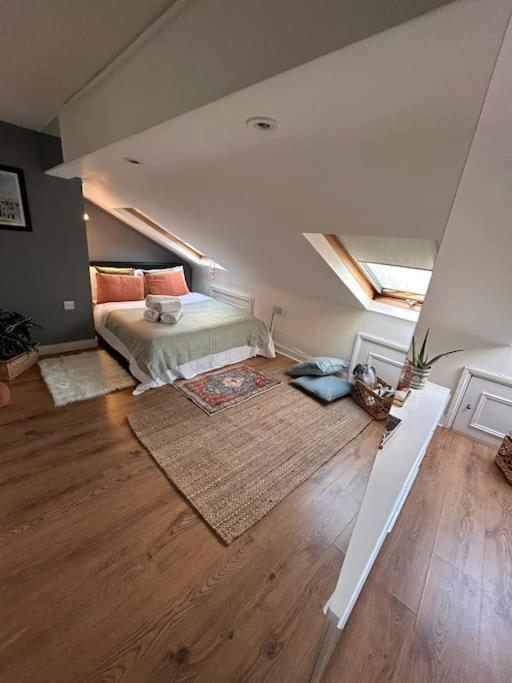 Apartment Charming Fulham Flat London
