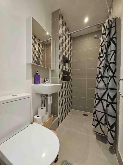 Apartment Beautiful And Spacious Flat