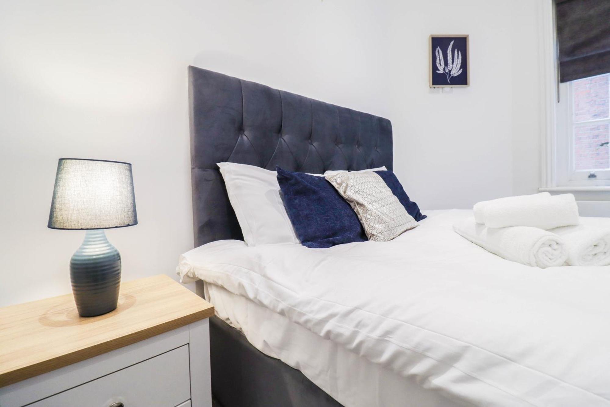Apartment Stylish 1 Bedroom In London