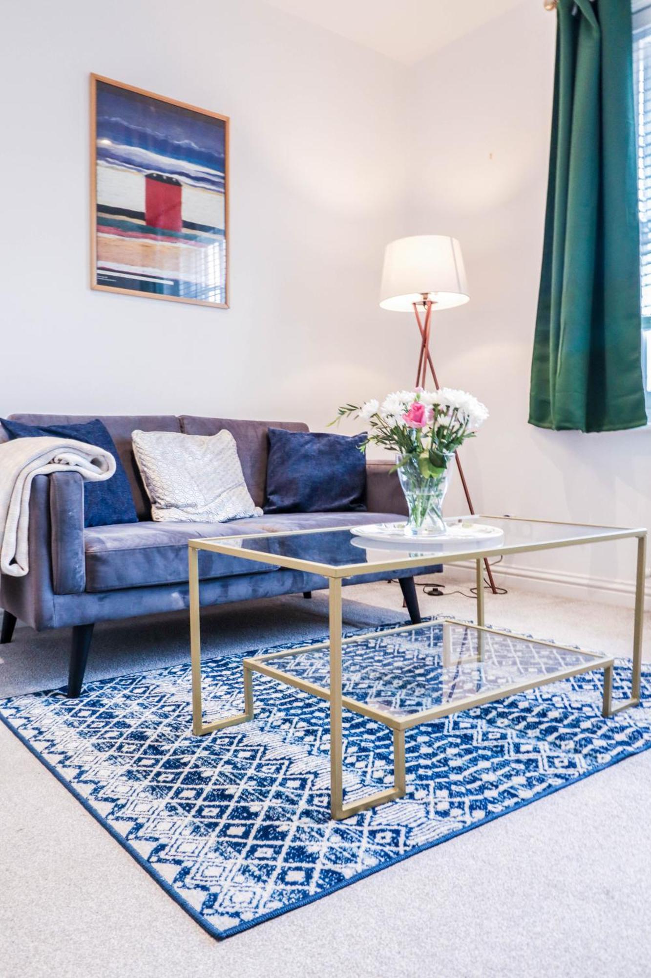 Stylish 1 Bedroom In *