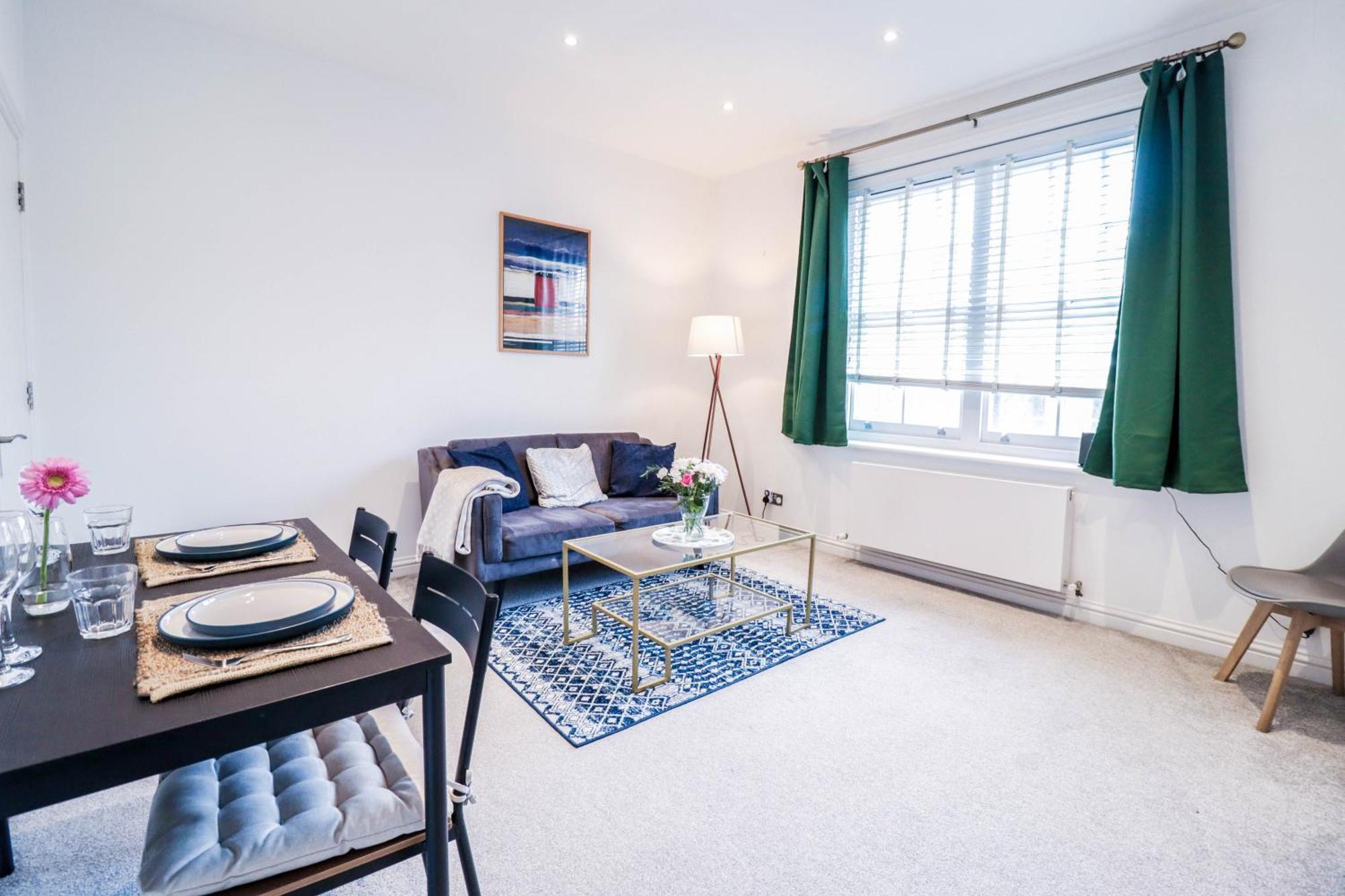 Stylish 1 Bedroom In * London