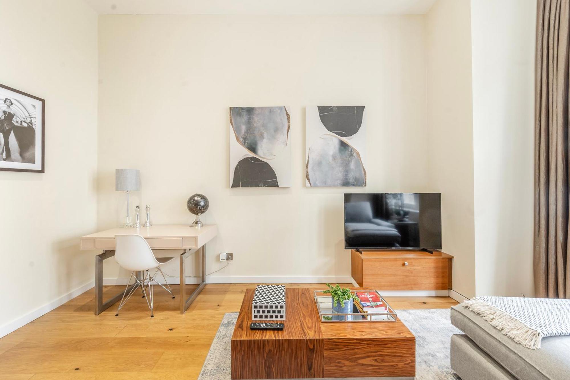 Moments From Hyde Park & Notting Hill With Free Luggage Storage And Washing Machine Appartement *
