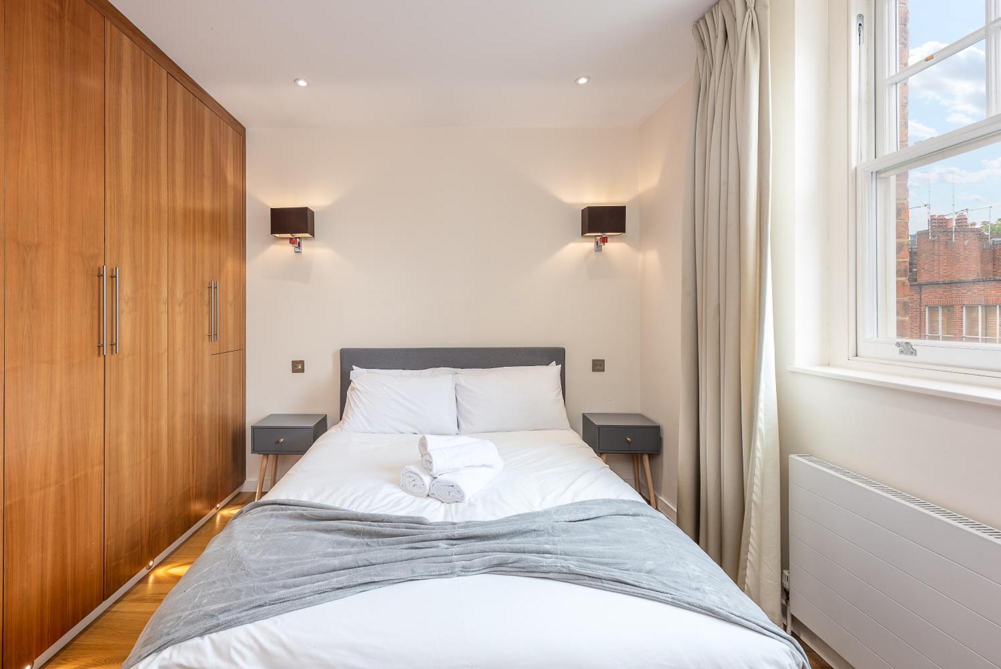 Appartement Moments From Hyde Park & Notting Hill With Free Luggage Storage And Washing Machine Londen