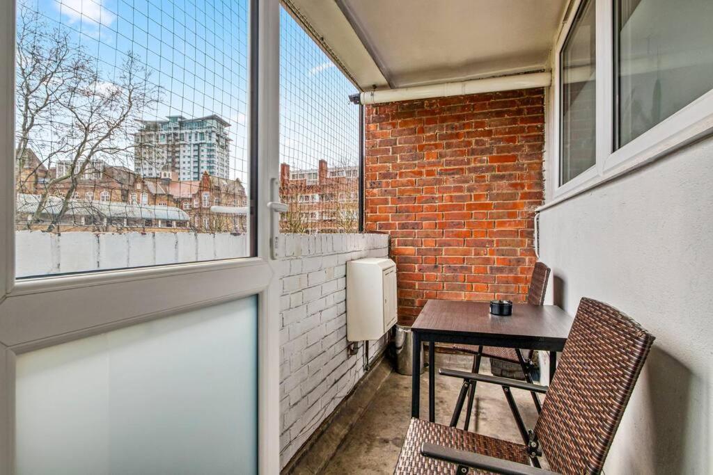 Peaceful 2-bed South Bank Londres