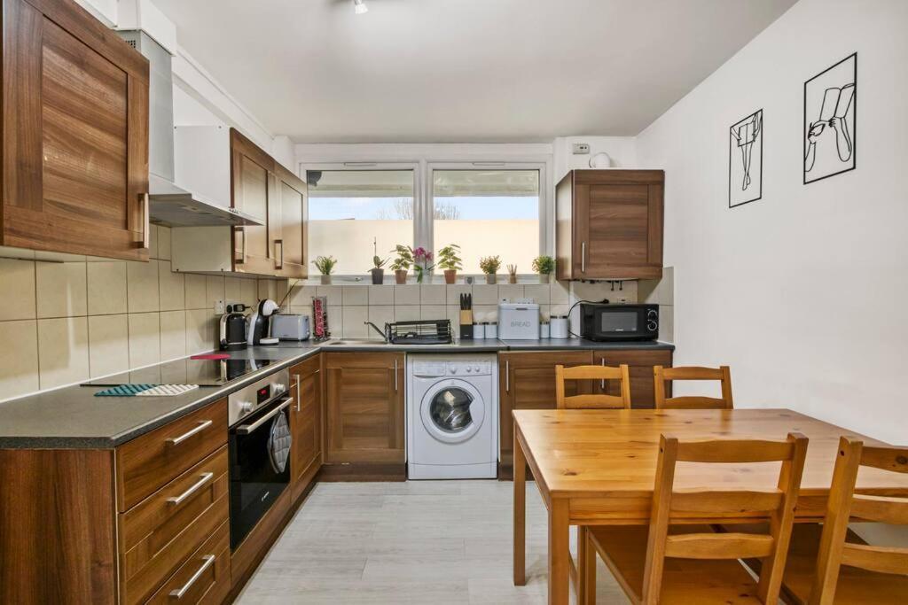 Peaceful 2-bed South Bank Londres