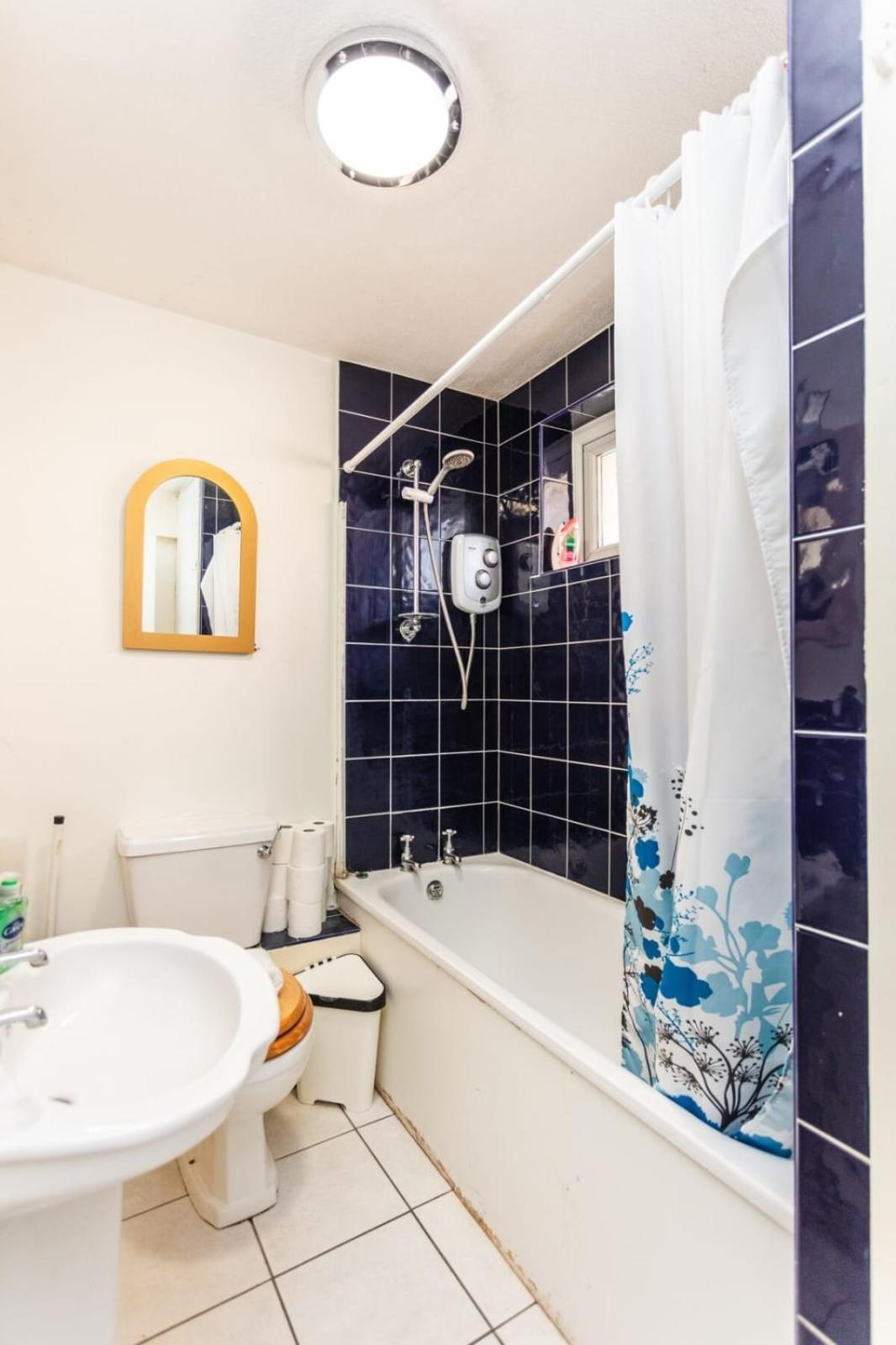 Spacious 2bd House Wprivate Garden - Kennington! *