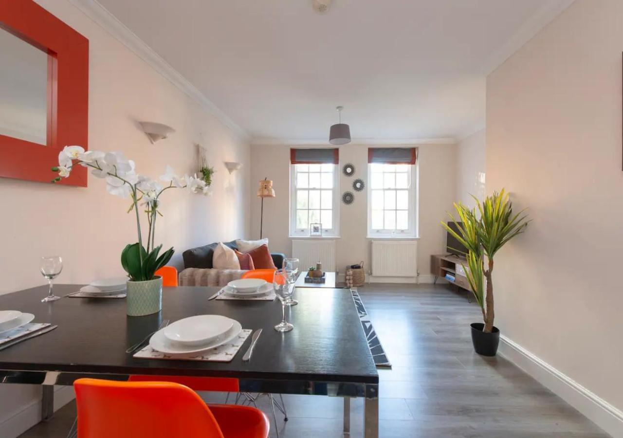 Appartement Welcoming And Radiant - One Bedroom In The Heart Of South