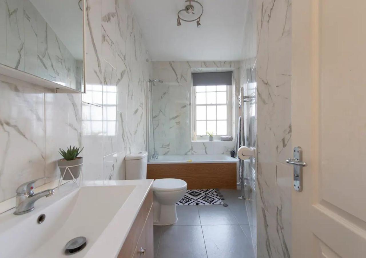 Welcoming And Radiant - One Bedroom In The Heart Of South Londen