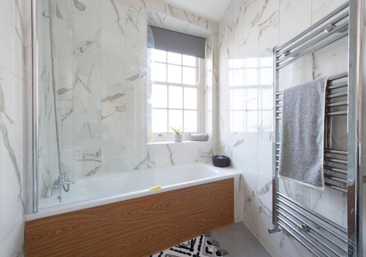 Welcoming And Radiant - One Bedroom In The Heart Of South Appartement Londen