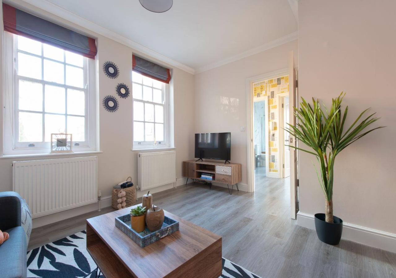 Welcoming And Radiant - One Bedroom In The Heart Of South * Londen