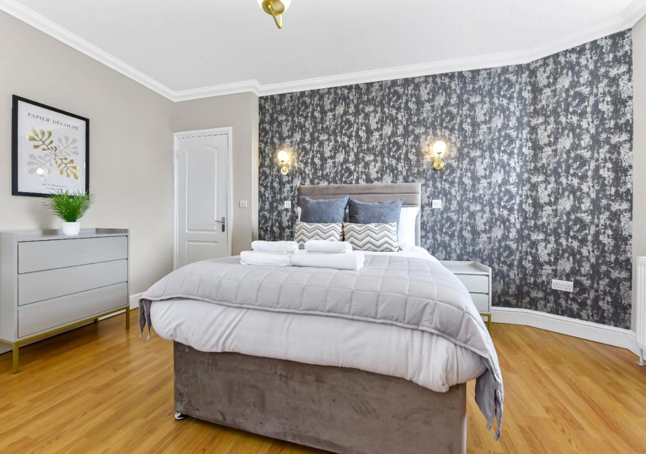 Charm: Stylish & Comfy 2br Flat In