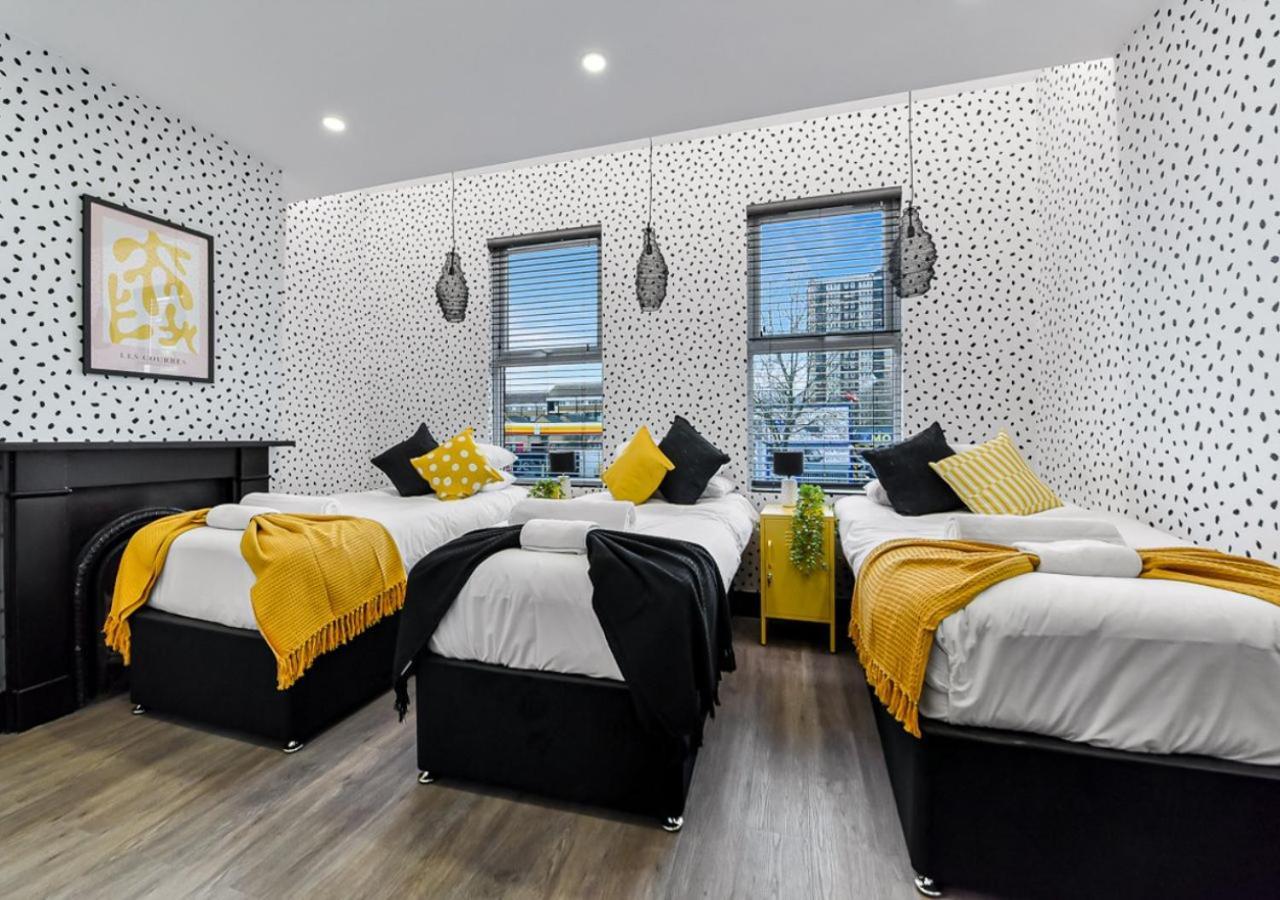 Bright & Colourful House - For A Large Groups Londres