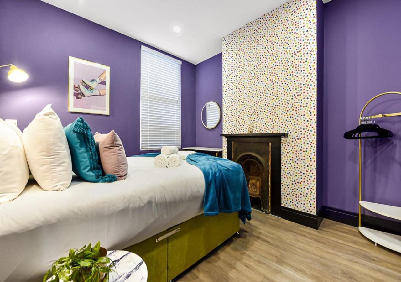 Bright & Colourful House - For A Large Groups Apartamento