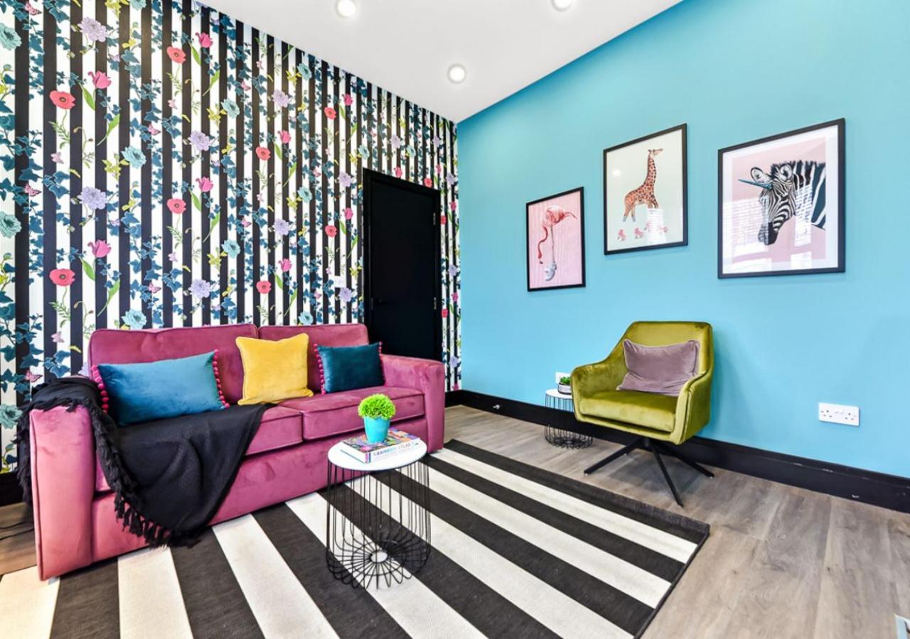 Bright & Colourful House - For A Large Groups * Londres