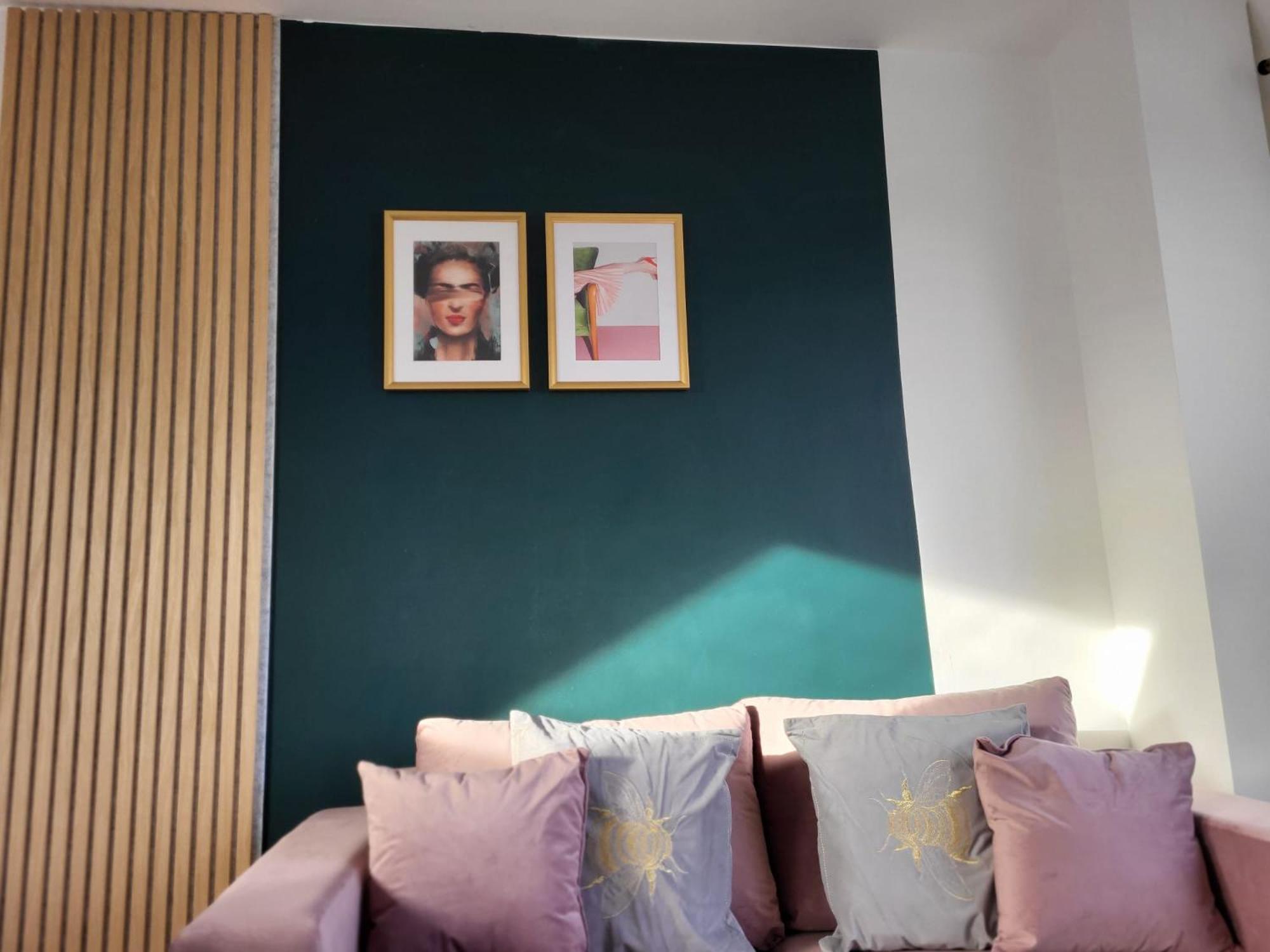 Appartement 20 Mins To Central London, Stylish Sky Views 2 Bed Londres