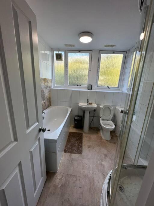 3 Bedroom Garden House Maida Vale Apartamento