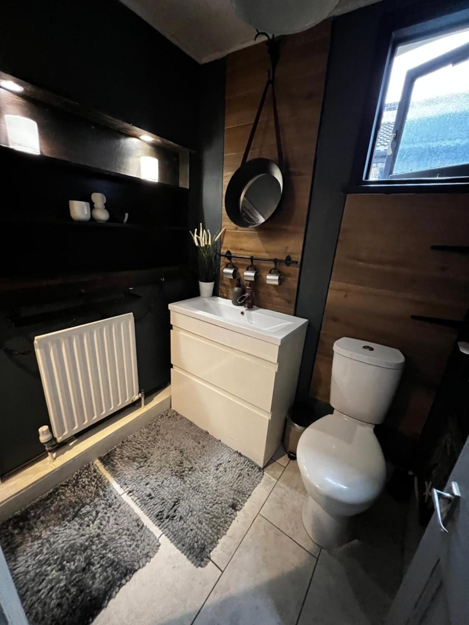 2 Bedroom Flat In Kensal Rise