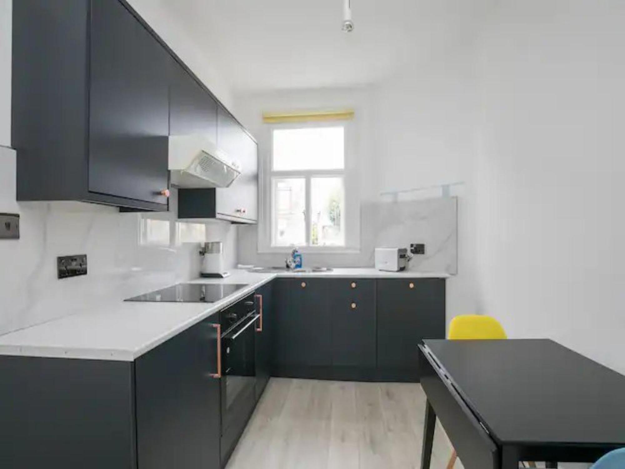 Appartement Cosy West Flat Discover & Live Pass The Keys Londres