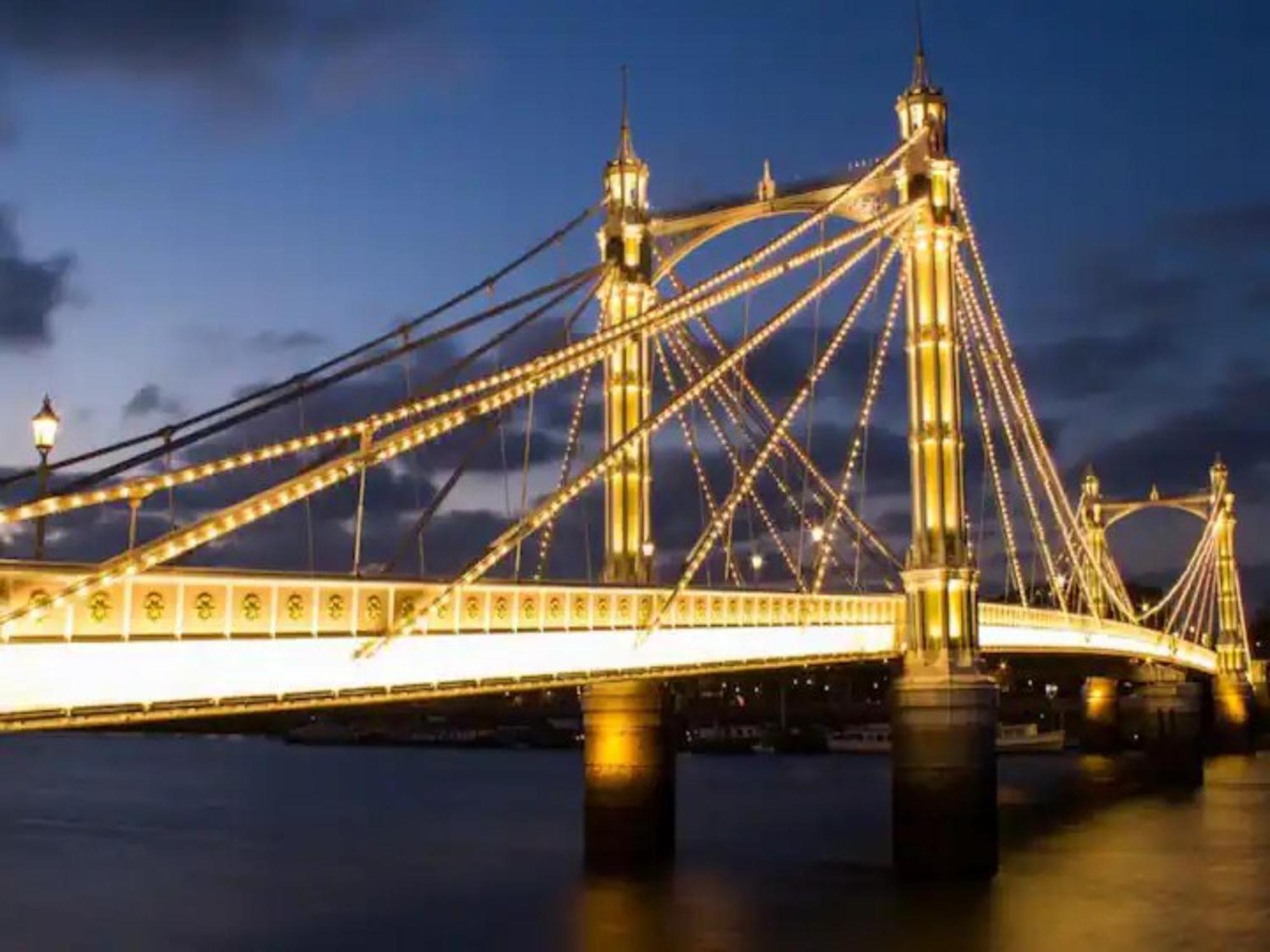 Cosy West Flat Discover & Live Pass The Keys Londres