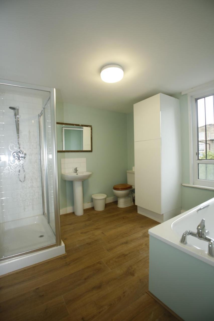Cosy Camden 2 Bedroom With Terrace * Londen