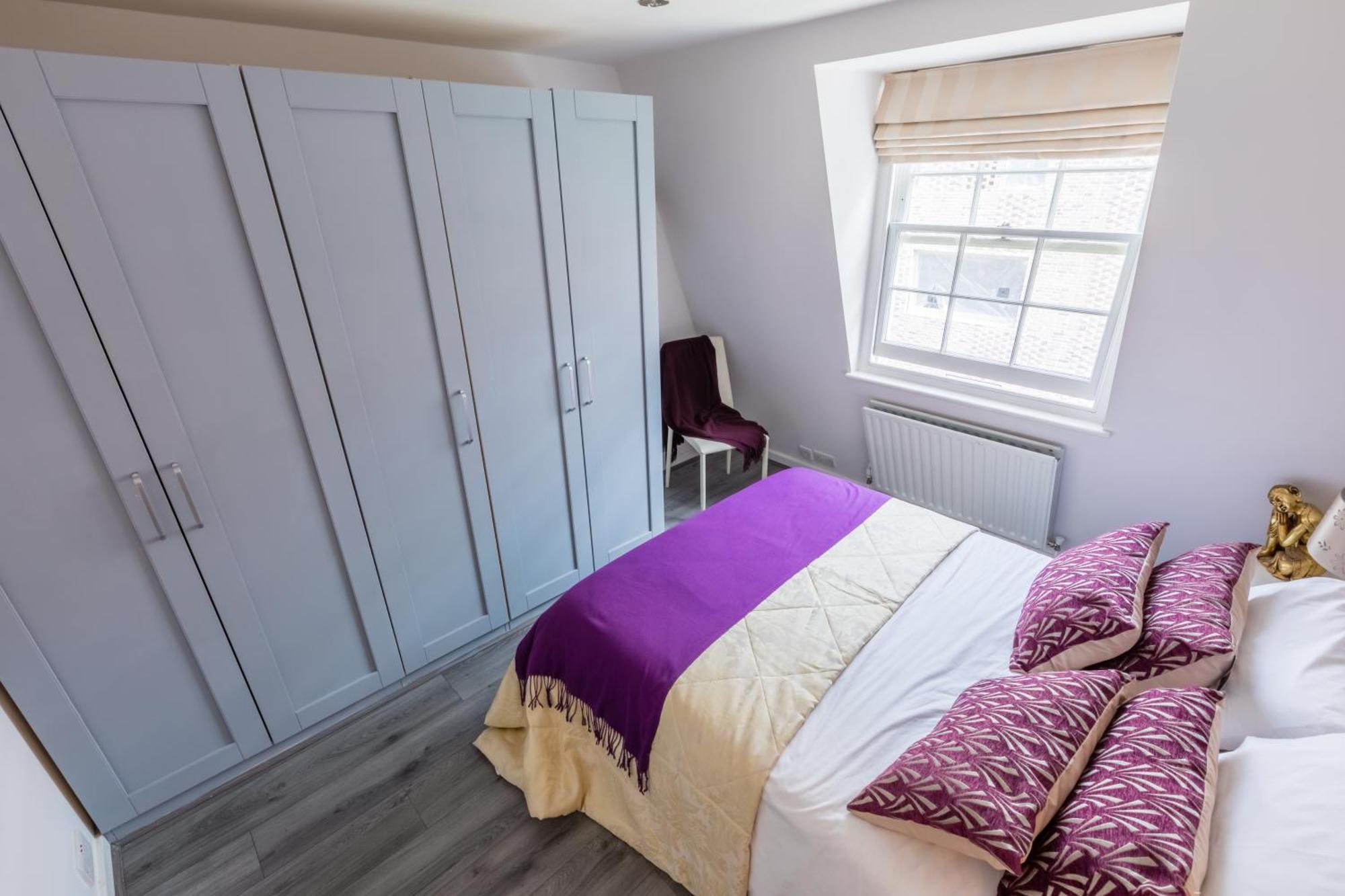 Comfortable 4 Bed Mews Town House Near Hyde Park Londres