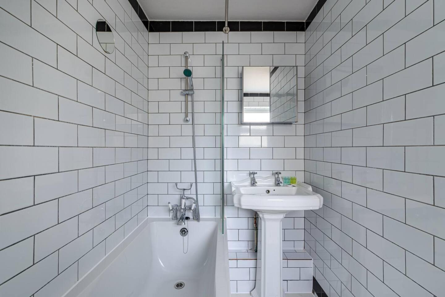 Pass The Keys Modern Simplicity 10mins From Westfield, Stratford Hébergement de vacances