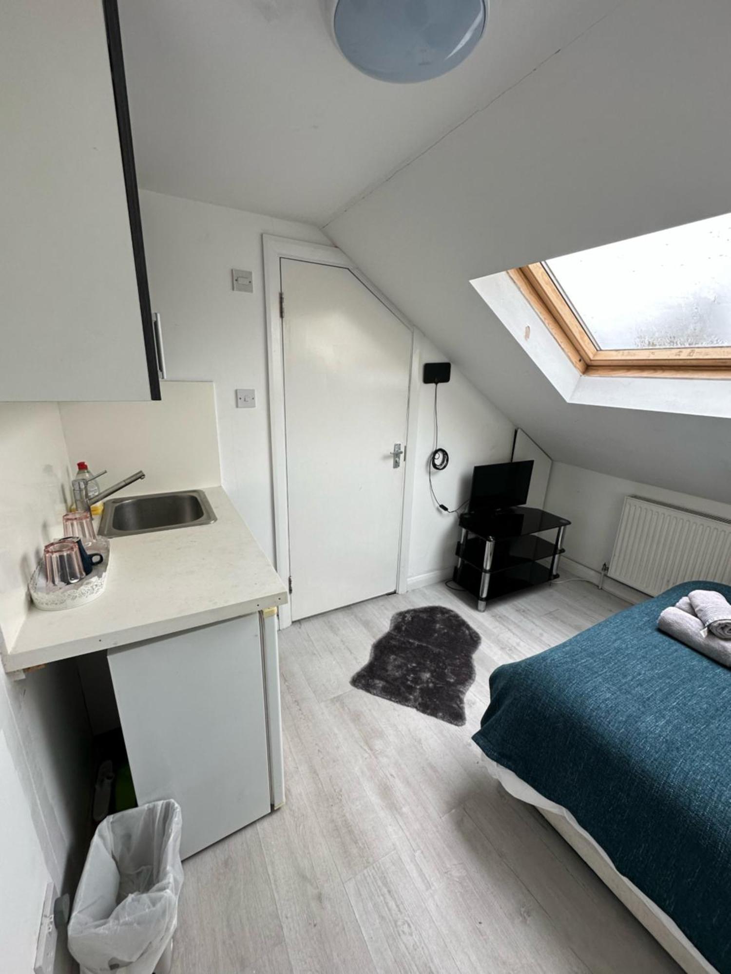 Cozy Urban Terraced Studio *